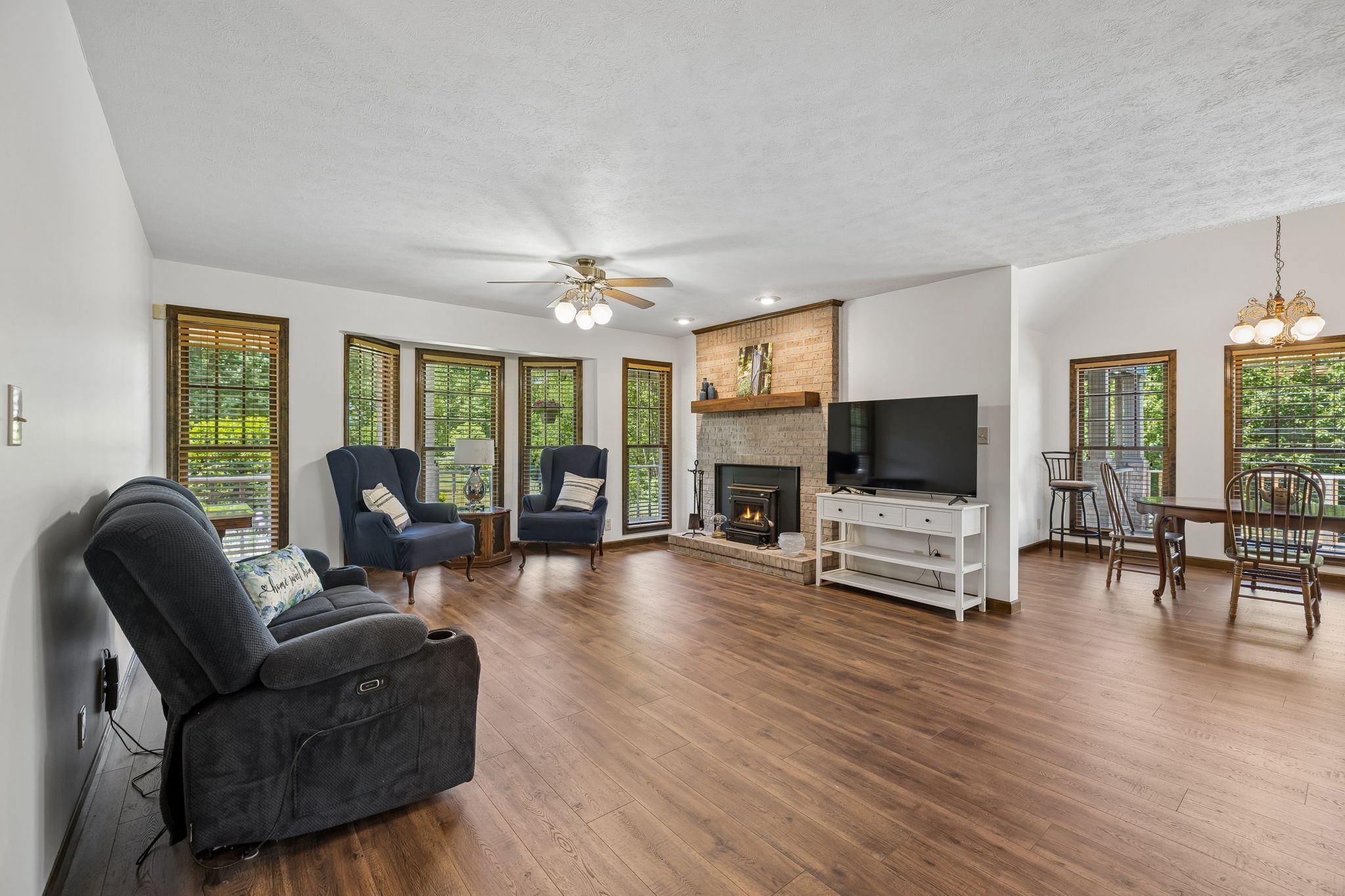 649 Attaway Road Clarksville, TN 37040 - Photo 10 of 52