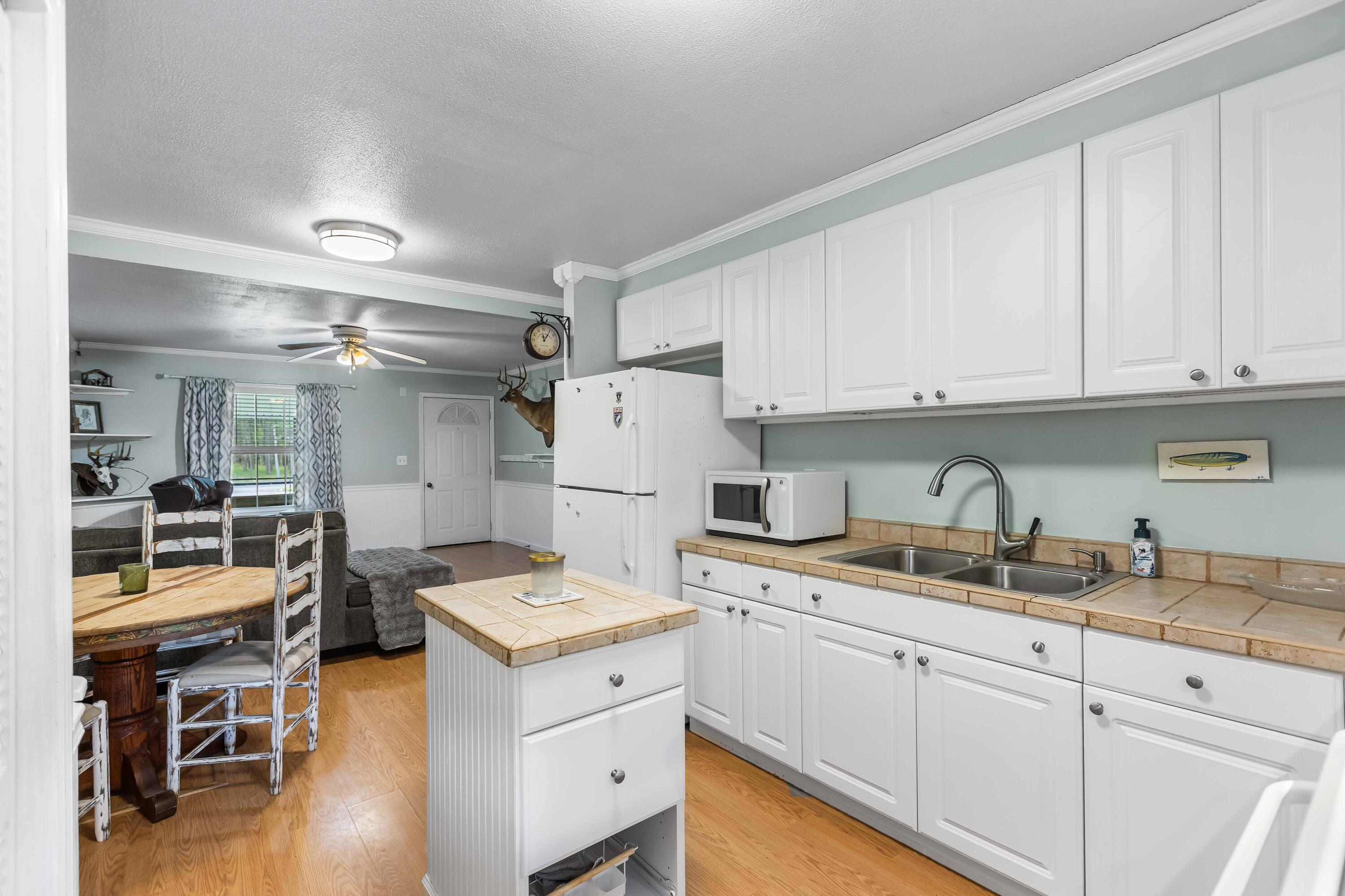 589 Back Field Road Walterboro, SC 29488 - Photo 12 of 30 Kitchen 2
