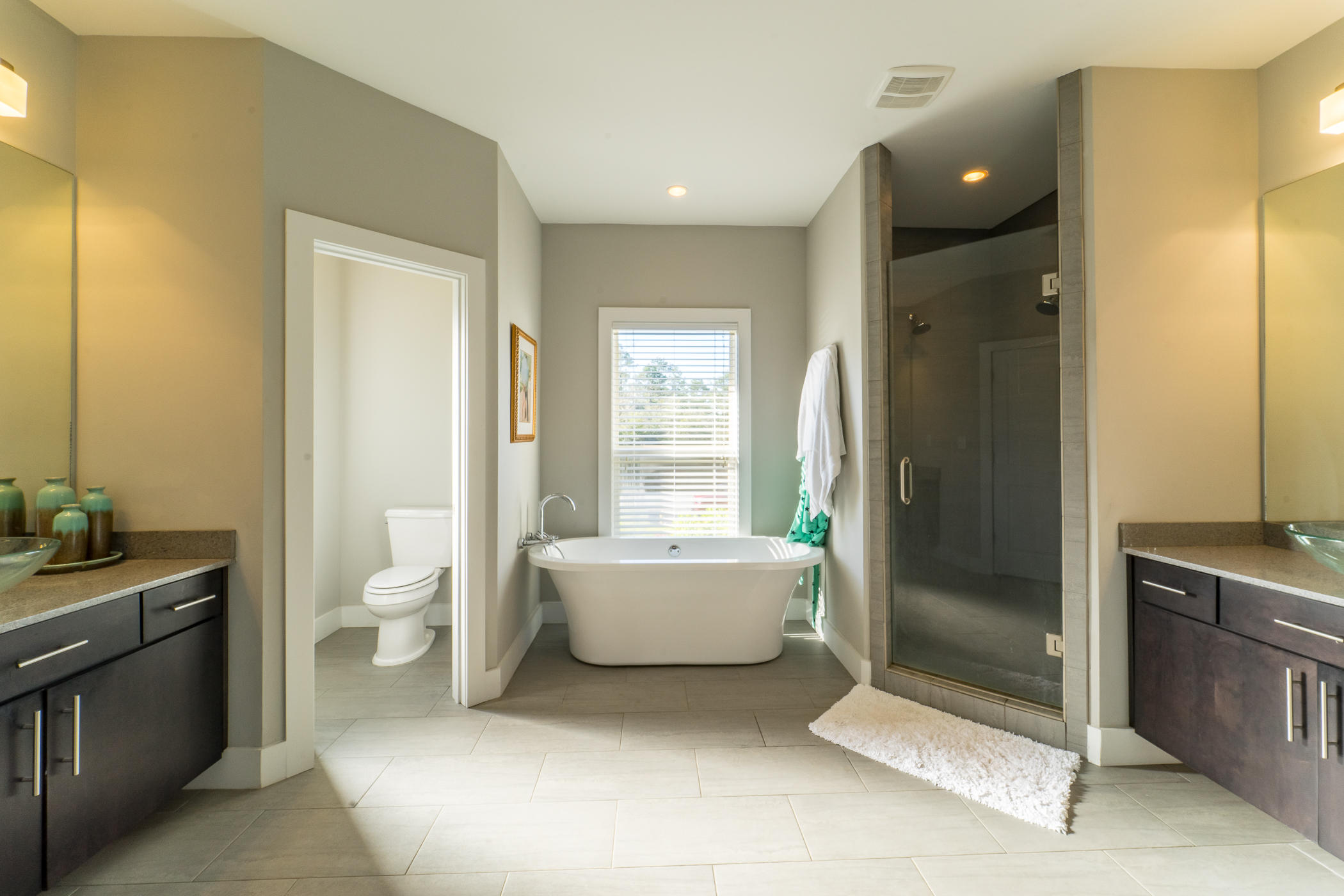 303 Greyfox Circle Crestview, FL 32536 - Photo 14 of 24 a spacious bathroom with a bathtub sink and toilet