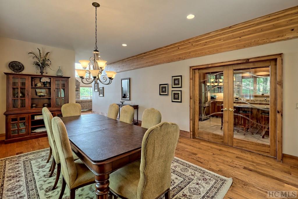 310 Eagle Ridge Road Sapphire, NC 28774 - Photo 6 of 48 Gallery Image 6