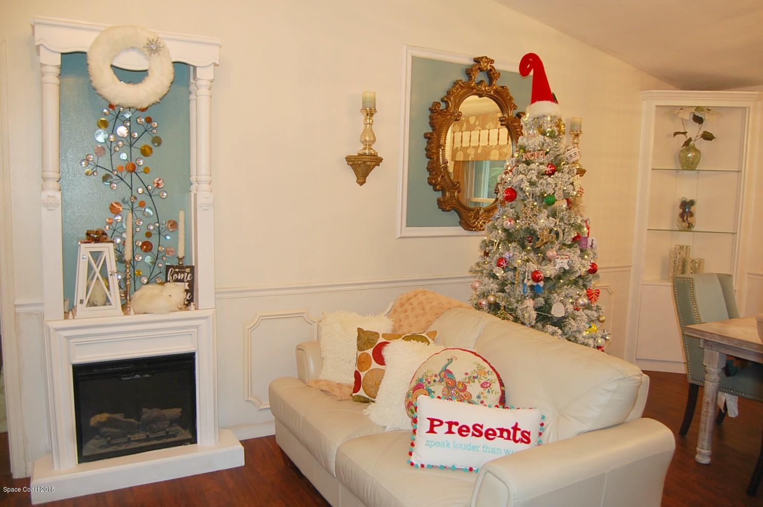 1691 Adview Road Southeast Palm Bay, FL 32909 - Photo 6 of 30 DSC_2524e