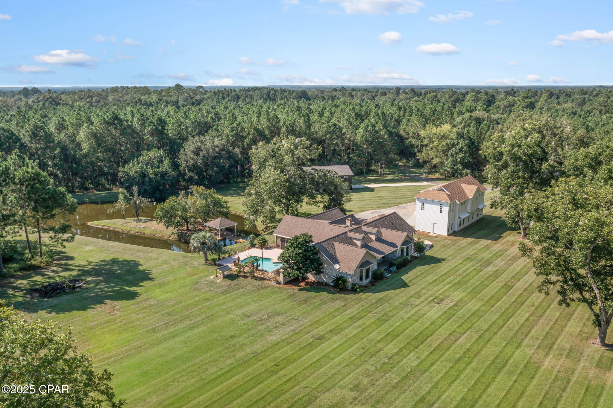 630 Hutchison Road Chipley, FL 32428 - Photo 1 of 100