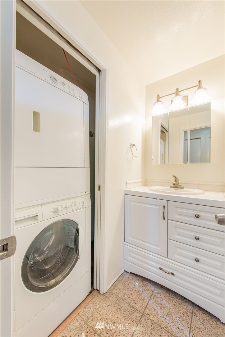 7573 Old Redmond Road, Unit 11 Redmond, WA 98052 - Photo 8 of 14 Gallery Image 8