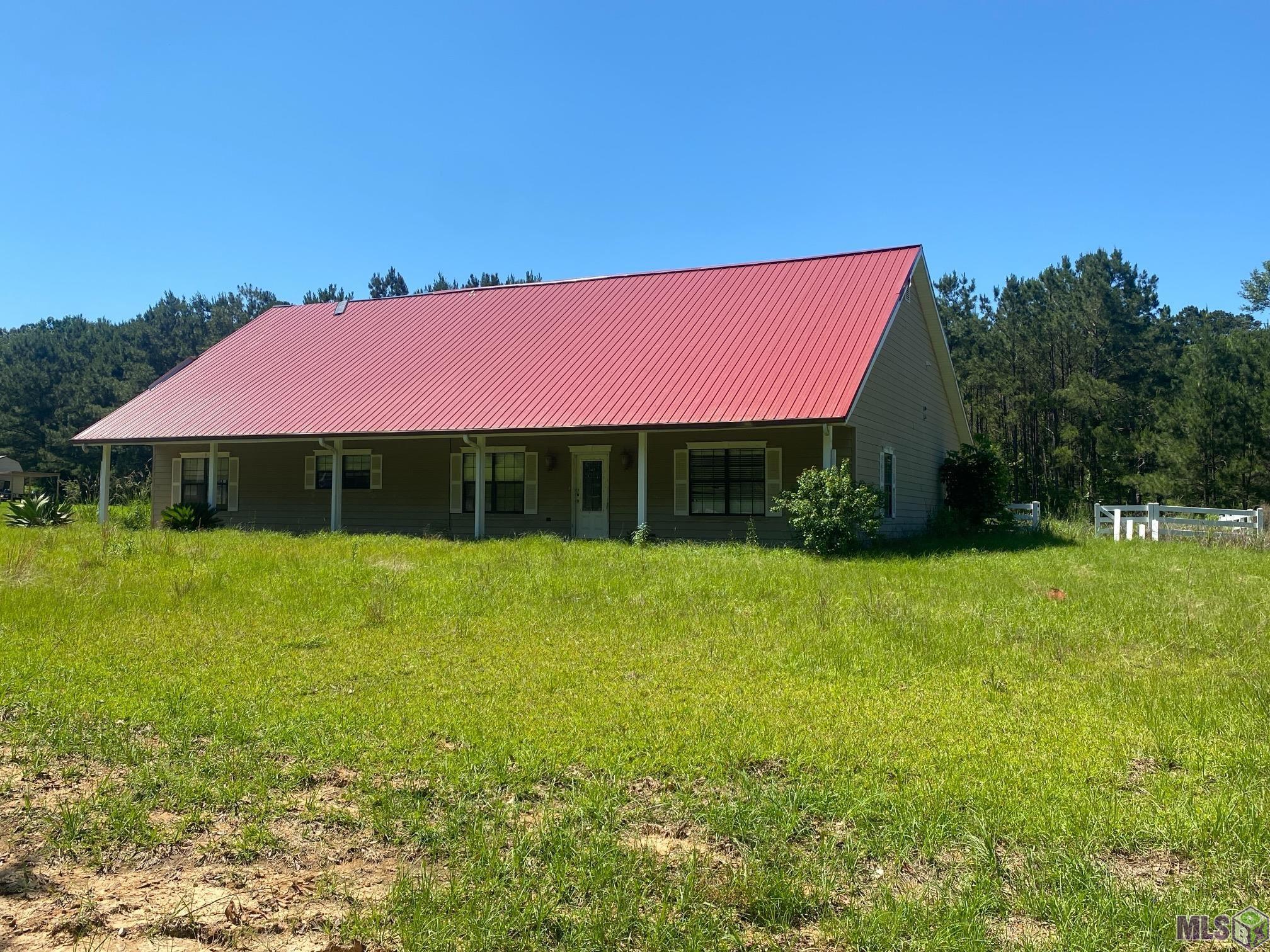 8945 Peterson Road St. Francisville, LA 70775 - Photo 2 of 14