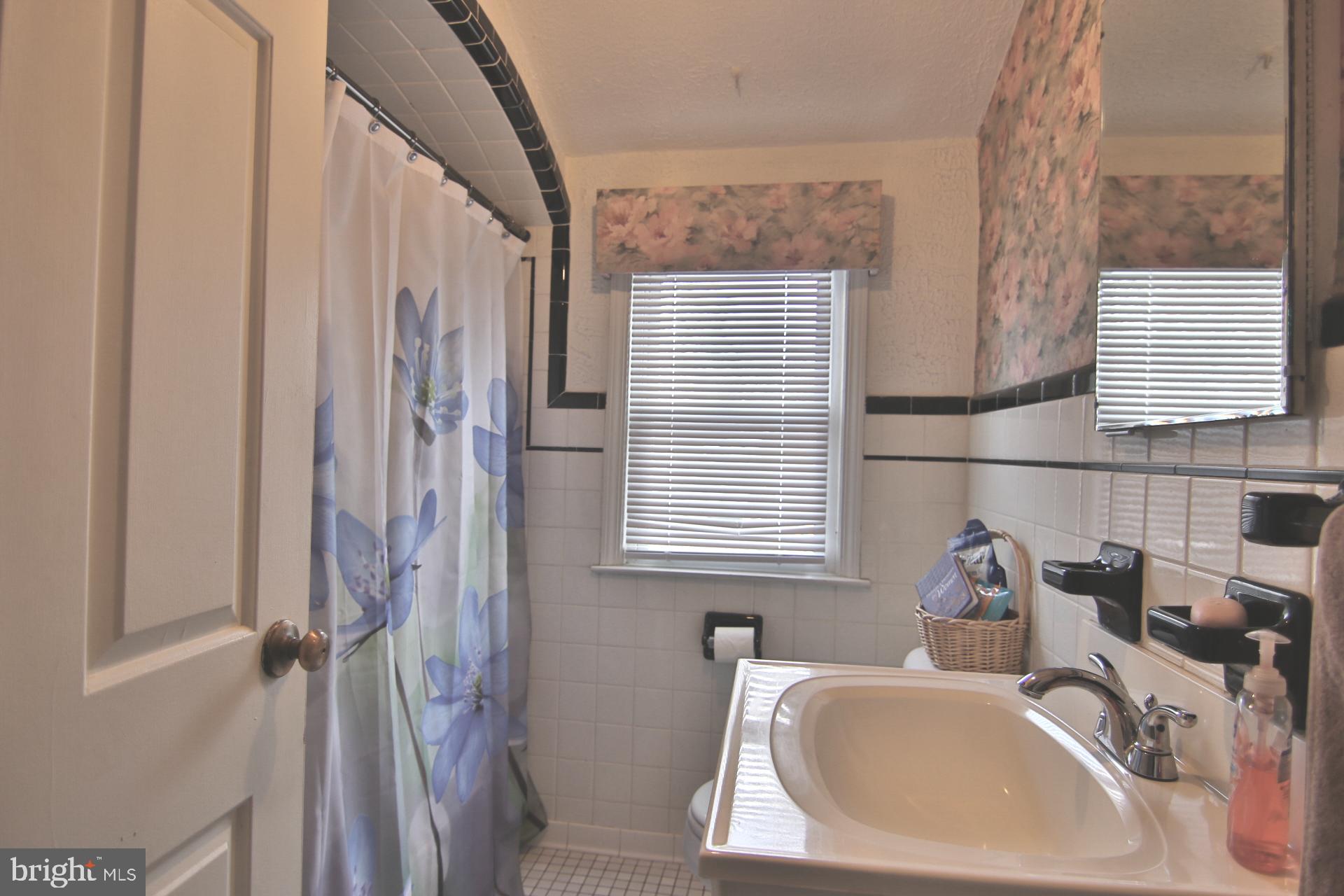 1708 Severn Road Severn, MD 21144 - Photo 15 of 33 Full Bath