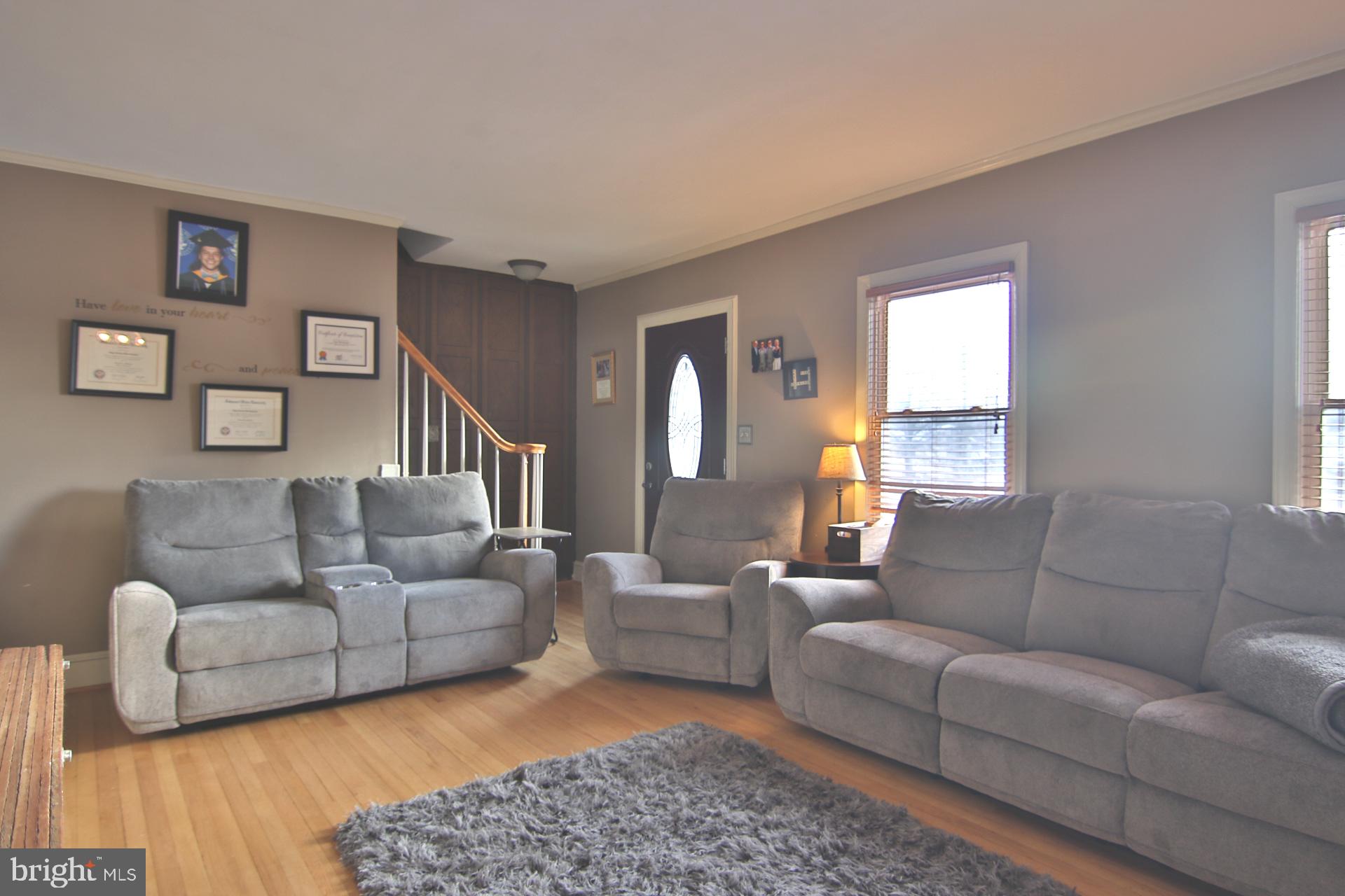 1708 Severn Road Severn, MD 21144 - Photo 3 of 33 Living Room