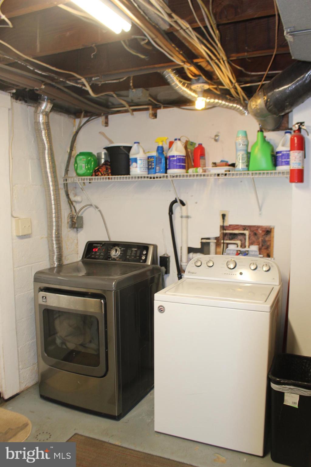 1708 Severn Road Severn, MD 21144 - Photo 22 of 33 Washer and Dryer