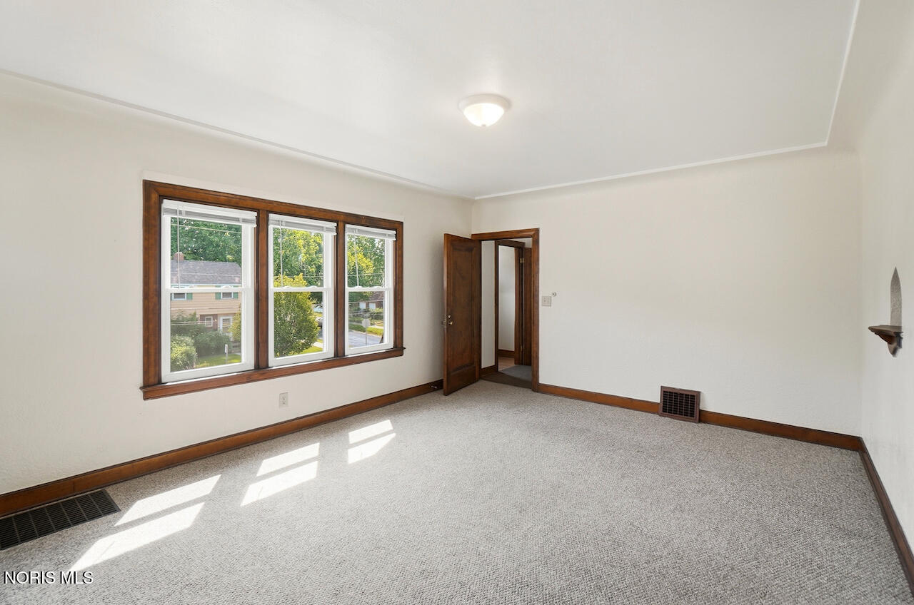 1917 Wyndhurst Road Toledo, OH 43607 - Photo 36 of 76 Gallery Image 36