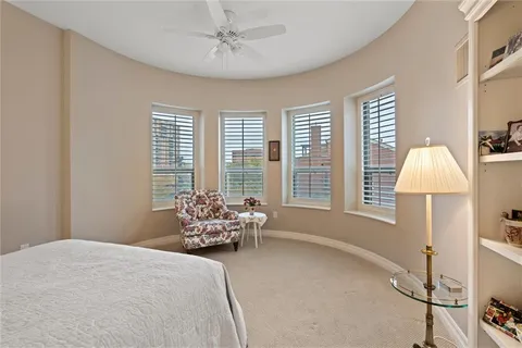 $649,000 | 4950 Central Street, Unit 306, Kansas City, MO 64112