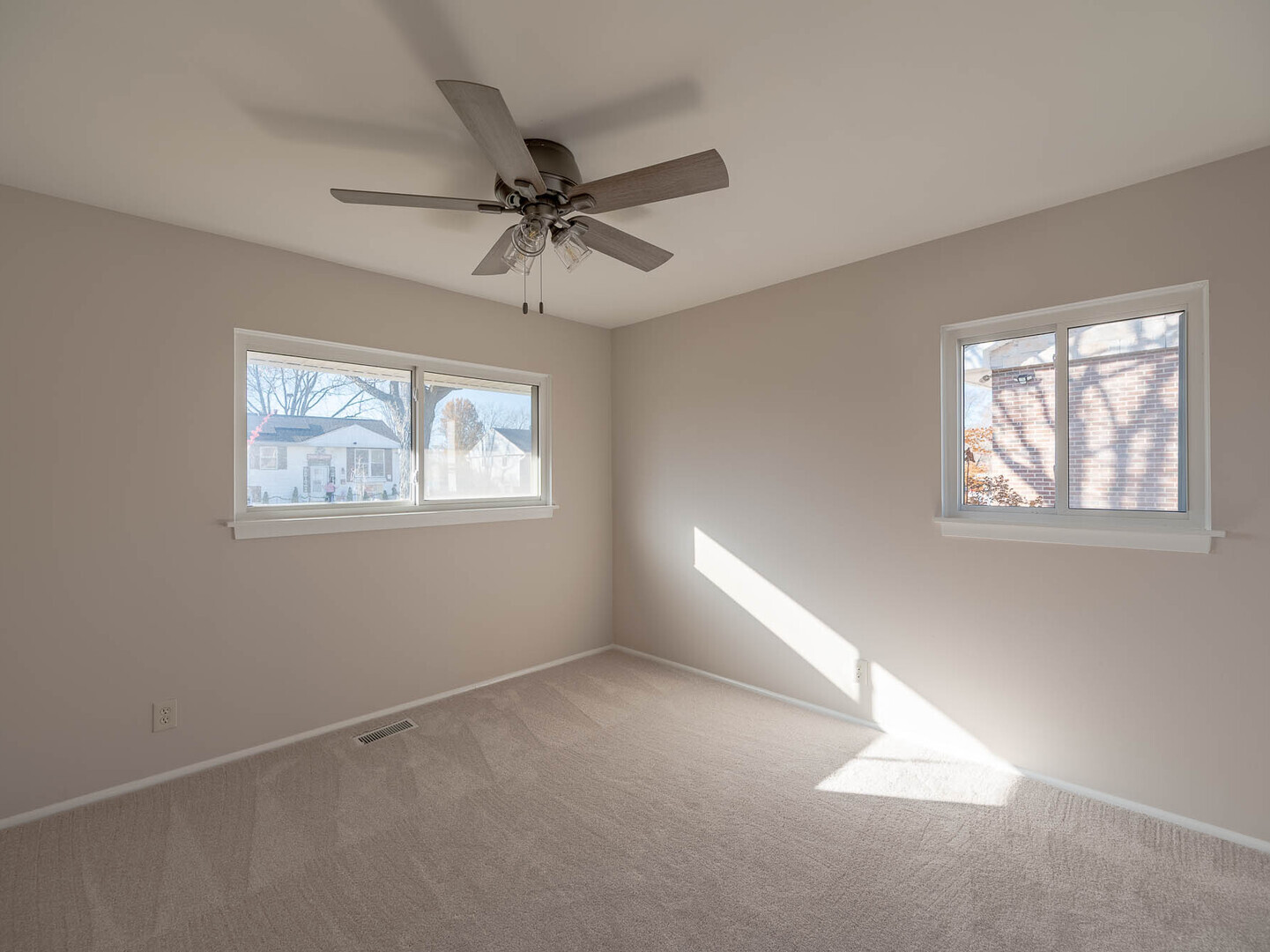 724 Surrey Drive Streamwood, IL 60107 - Photo 9 of 14 a view of empty room with windows