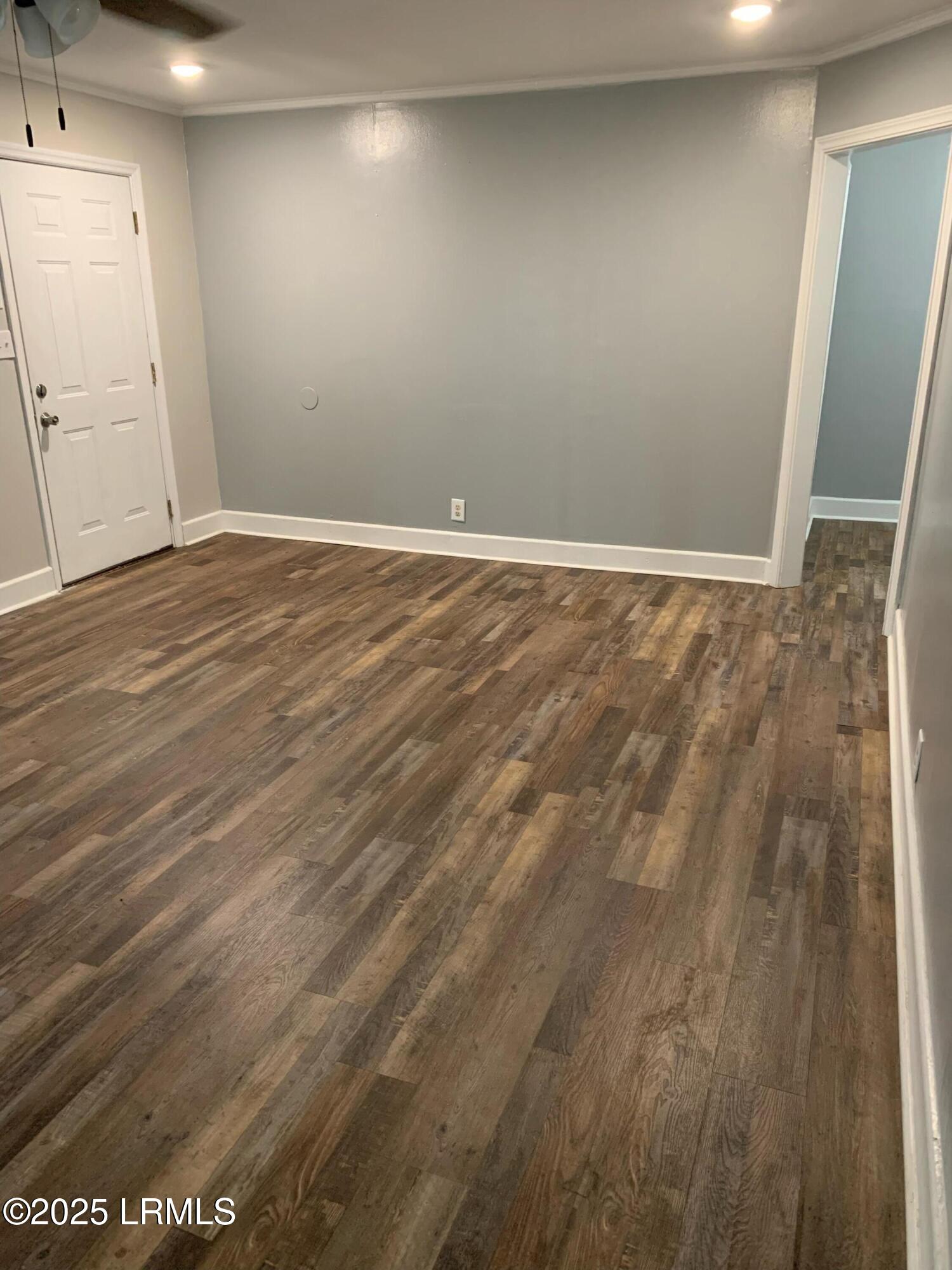 1045 Elm Street West Hampton, SC 29924 - Photo 2 of 7 IMG_4241 2