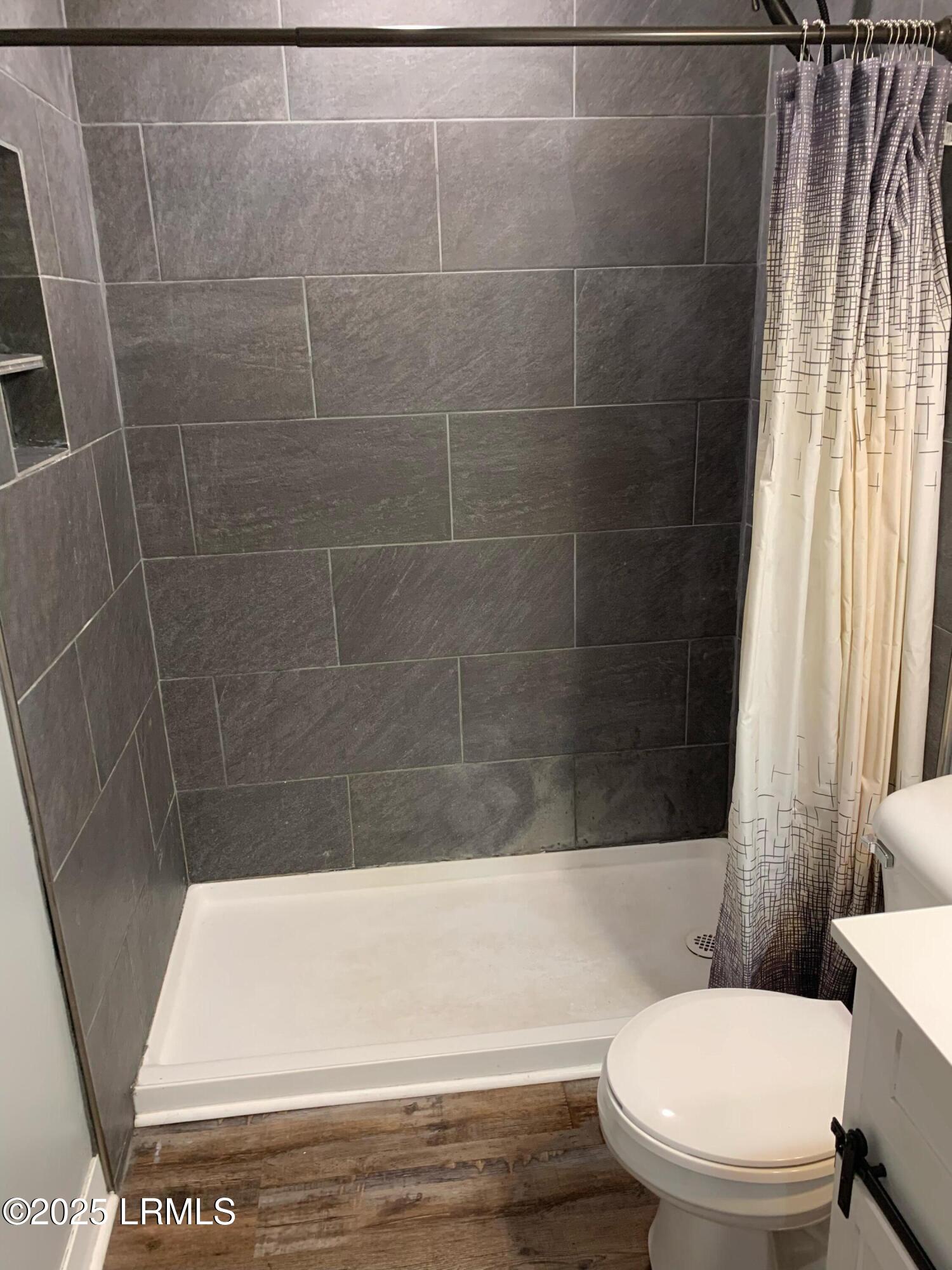 1045 Elm Street West Hampton, SC 29924 - Photo 7 of 7 IMG_4247 2