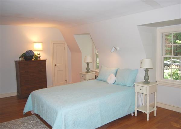207 Wood Street Lexington, MA 02421 - Photo 14 of 23 Gallery Image 14