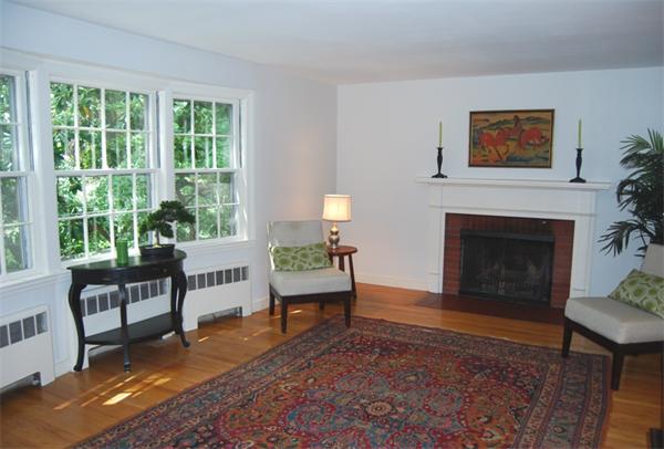 207 Wood Street Lexington, MA 02421 - Photo 2 of 23 Gallery Image 2