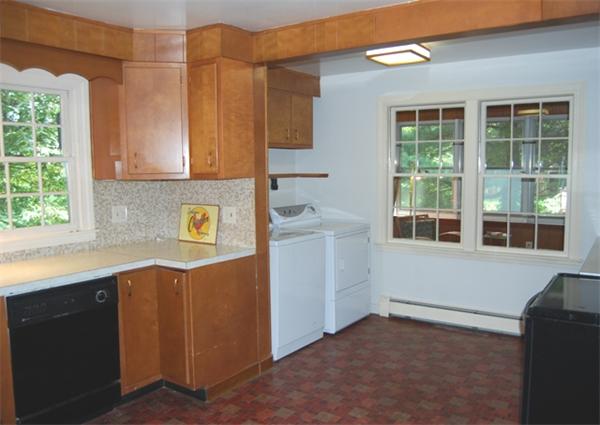 207 Wood Street Lexington, MA 02421 - Photo 10 of 23 Gallery Image 10