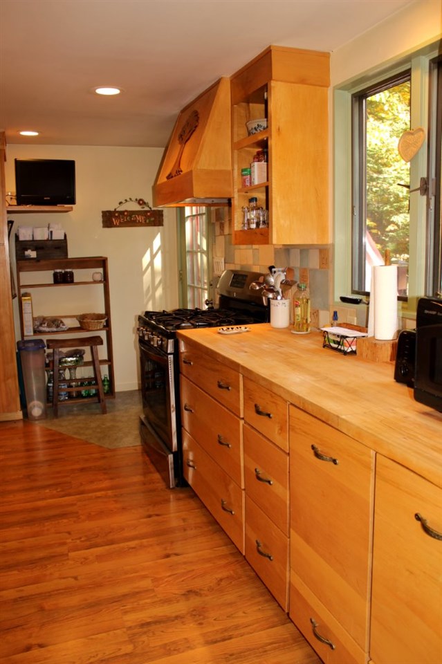 1076 Davis Hill Road Conway, NH 03813 - Photo 10 of 27