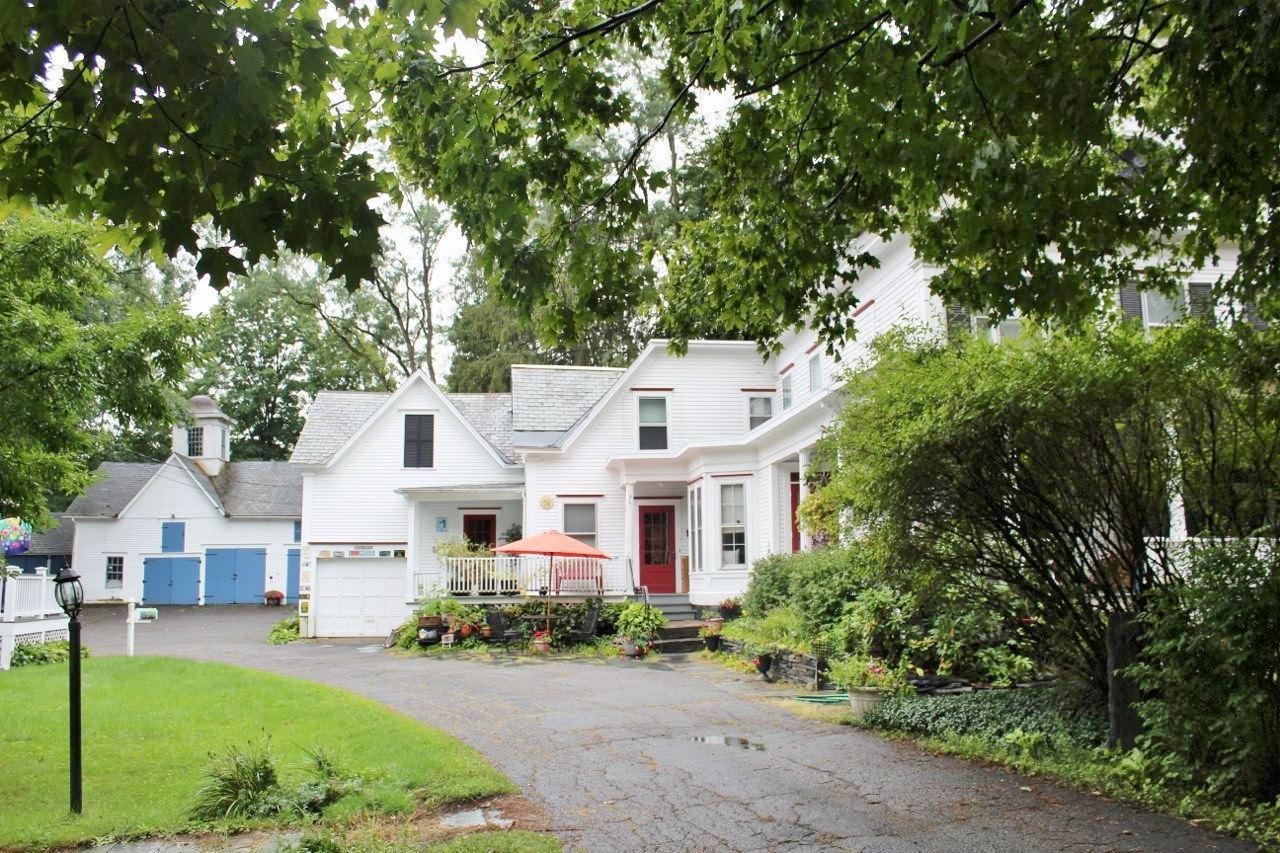75 Summer Street Springfield, VT 05156 - Photo 2 of 34