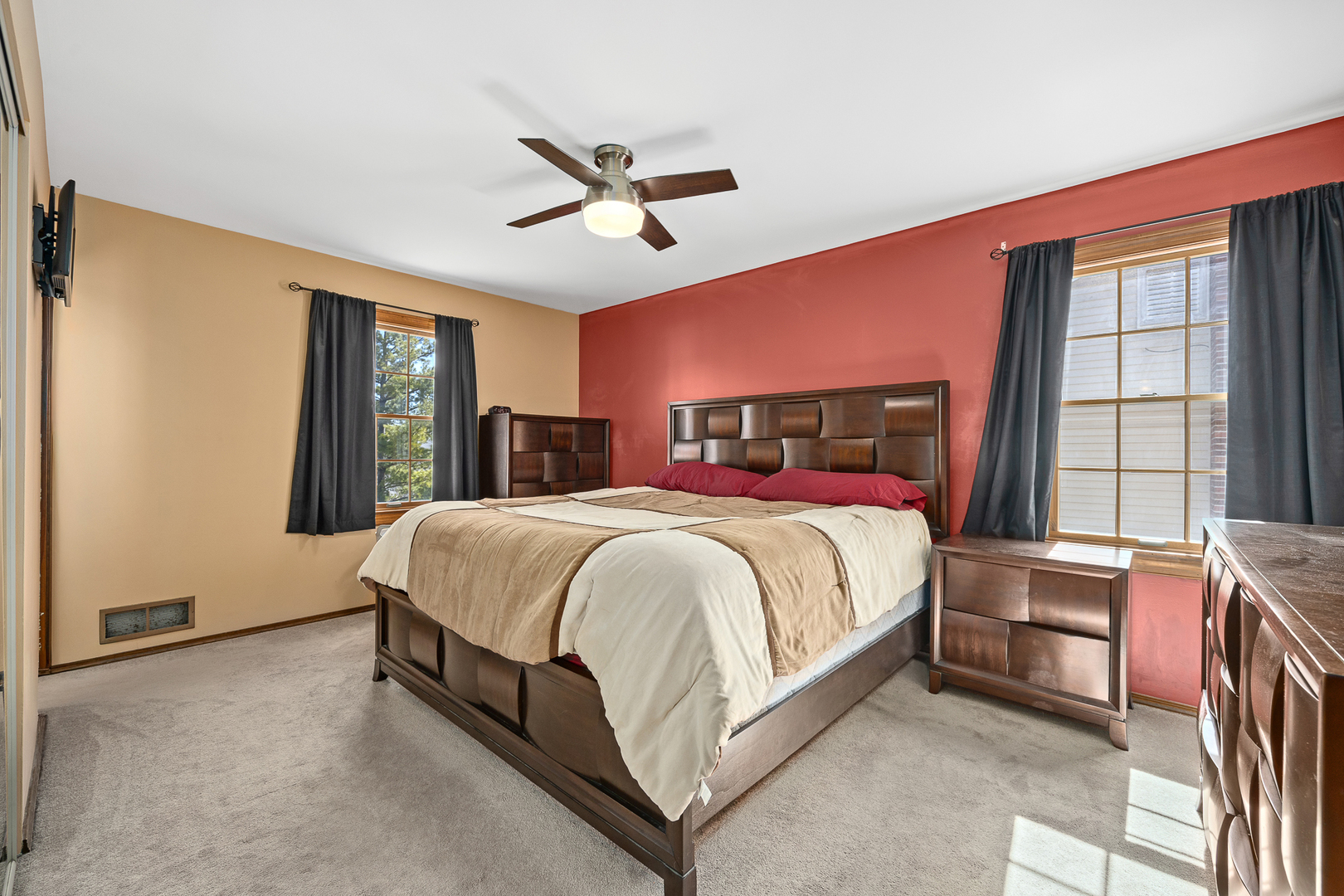 1121 Independence Avenue St. Charles, IL 60174 - Photo 12 of 15