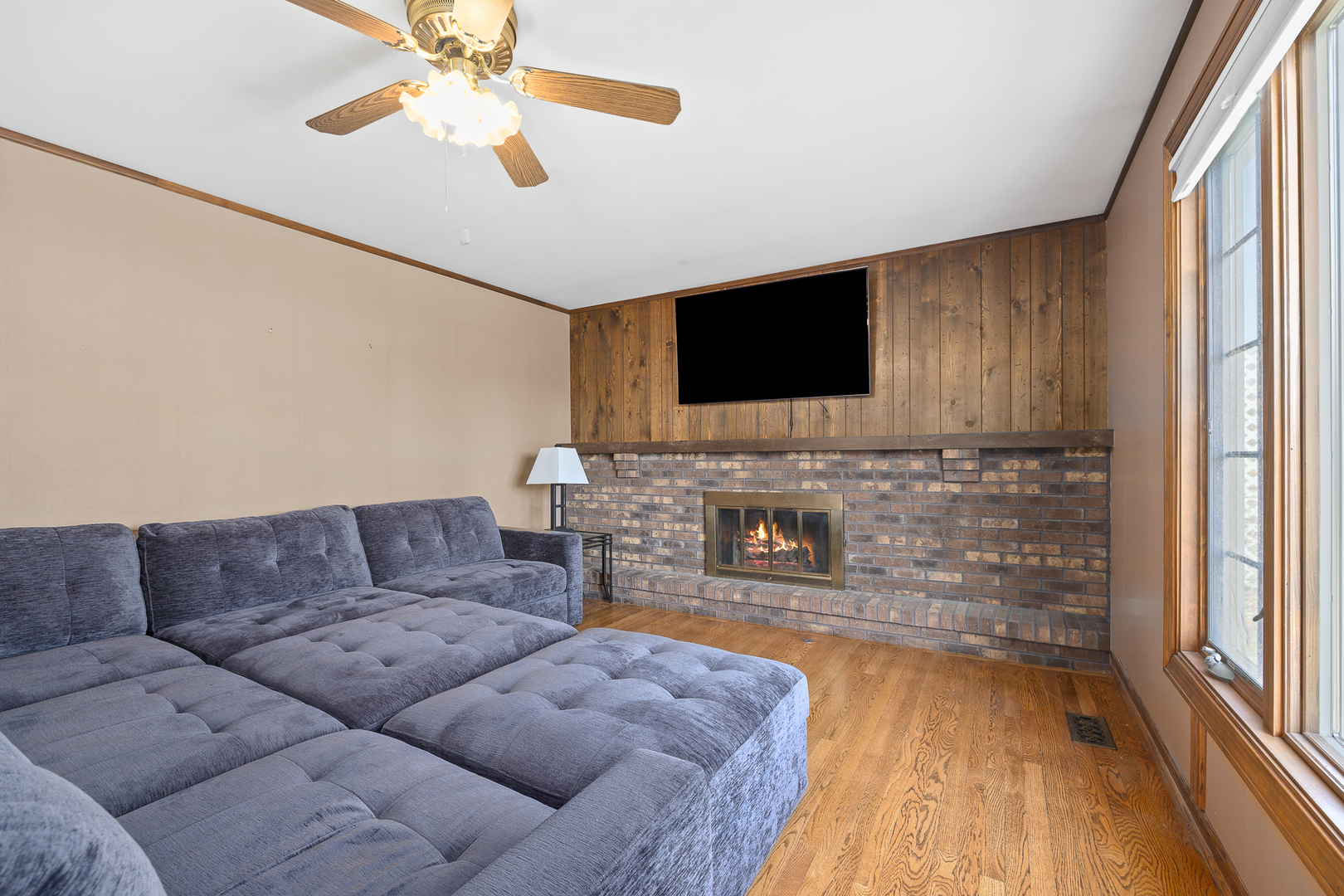 1121 Independence Avenue St. Charles, IL 60174 - Photo 7 of 15