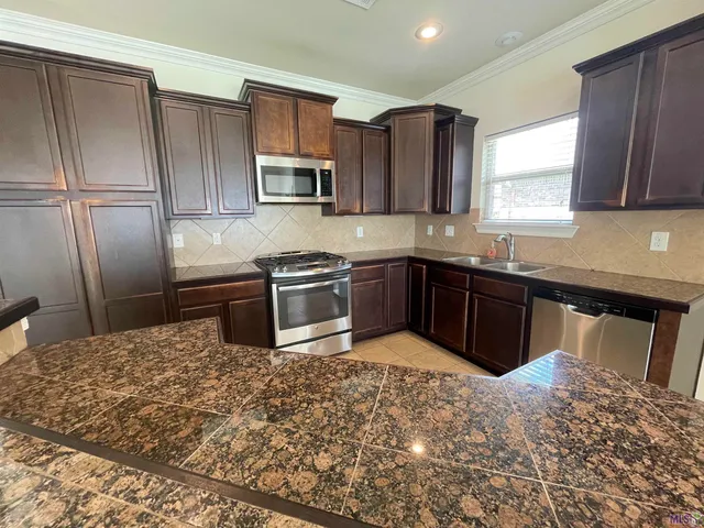 $270,000 | 41125 Merrimac Drive, Sorrento, LA 70778