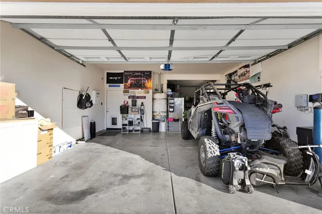 $799,900 | 12389 Winesap Road, Apple Valley, CA 92308