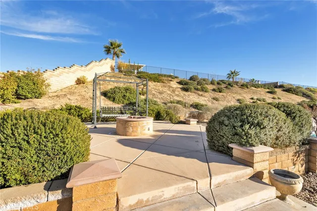 $799,900 | 12389 Winesap Road, Apple Valley, CA 92308