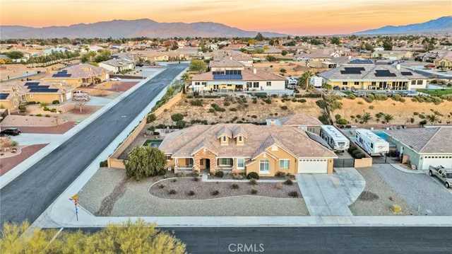 $799,900 | 12389 Winesap Road, Apple Valley, CA 92308