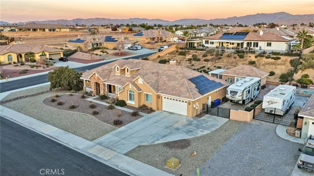 $799,900 | 12389 Winesap Road, Apple Valley, CA 92308