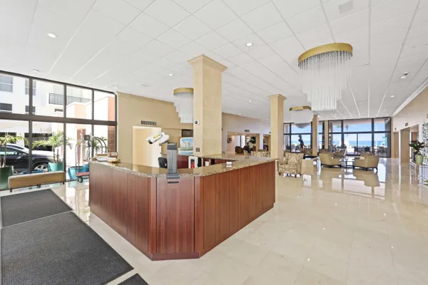 $399,000 | 1147 Hillsboro Mile, Unit 309, Hillsboro Beach, FL 33062