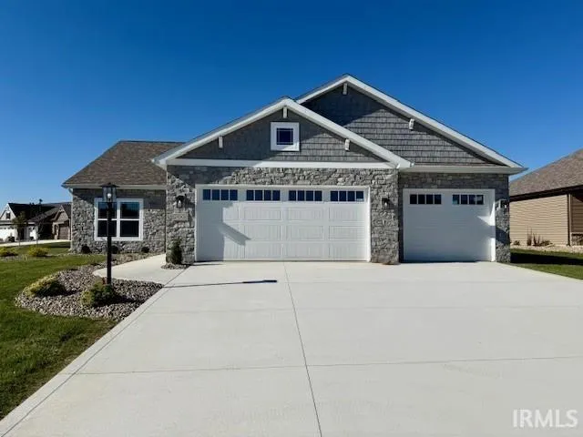 $410,000 | 2001 Bogey Court, Auburn, IN 46706