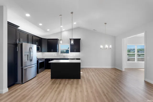 $410,000 | 2001 Bogey Court, Auburn, IN 46706