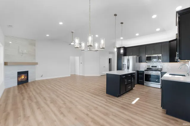 $410,000 | 2001 Bogey Court, Auburn, IN 46706