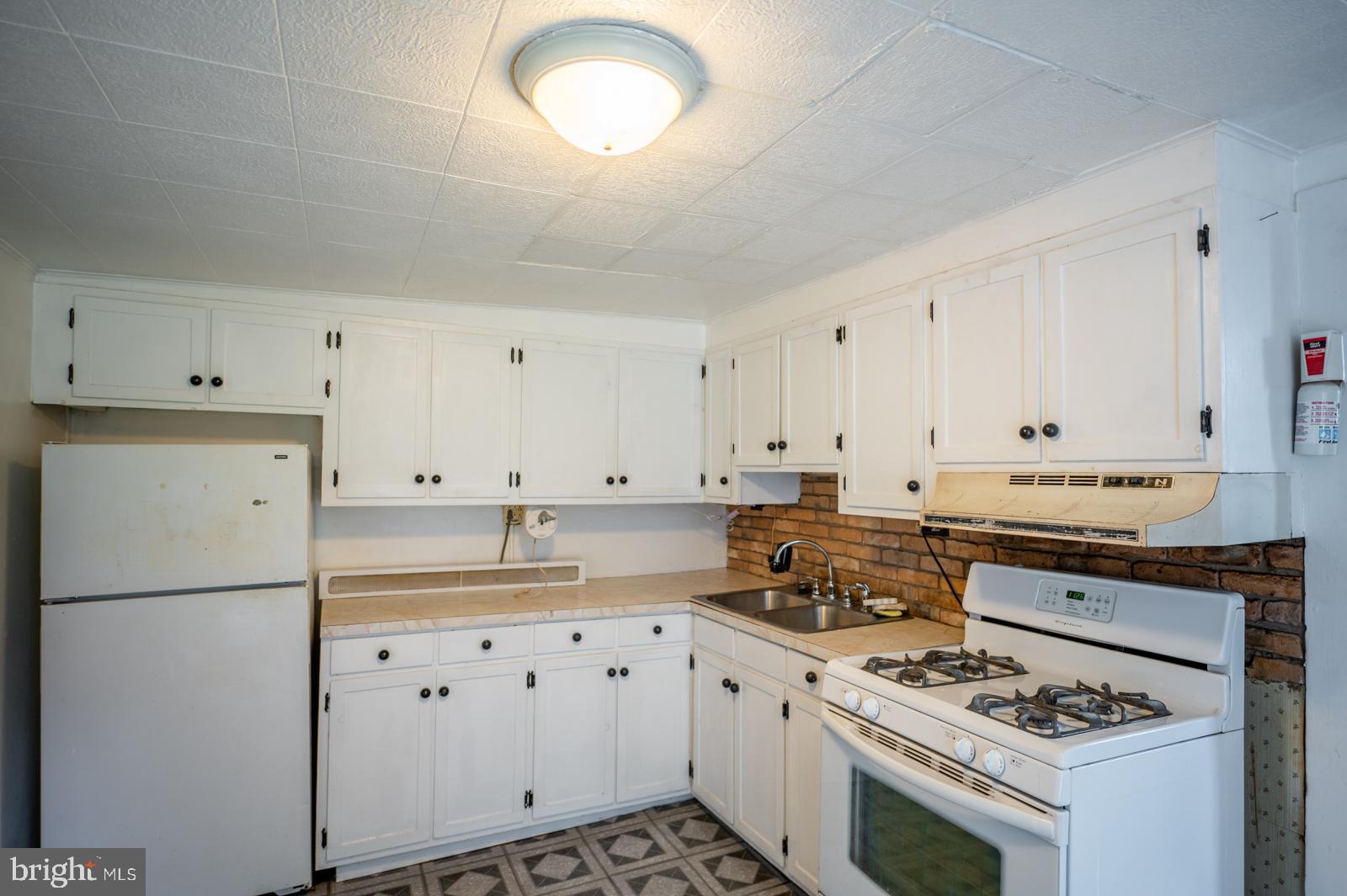 112 South Main Street Spring City, PA 19475 - Photo 17 of 30 Kitchen