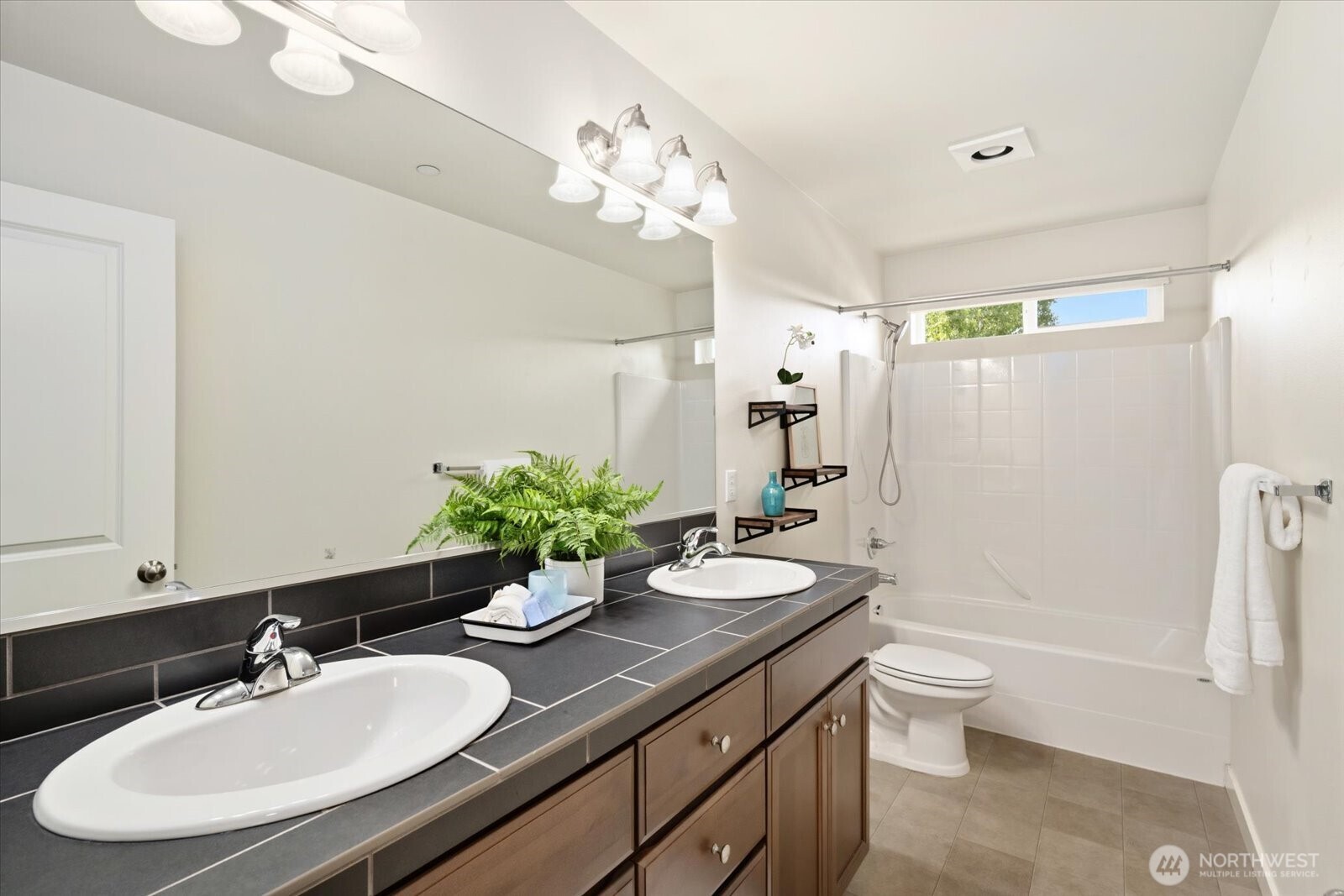 12102 Northeast 174th Street, Unit 1 Bothell, WA 98011 - Photo 22 of 40