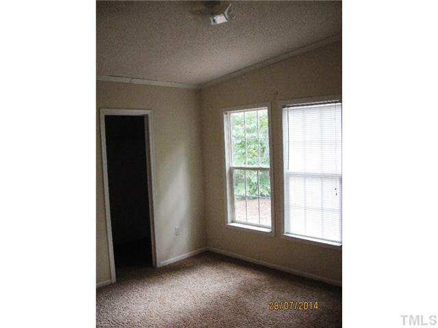 1329 Yakimas Road Raleigh, NC 27603 - Photo 7 of 9