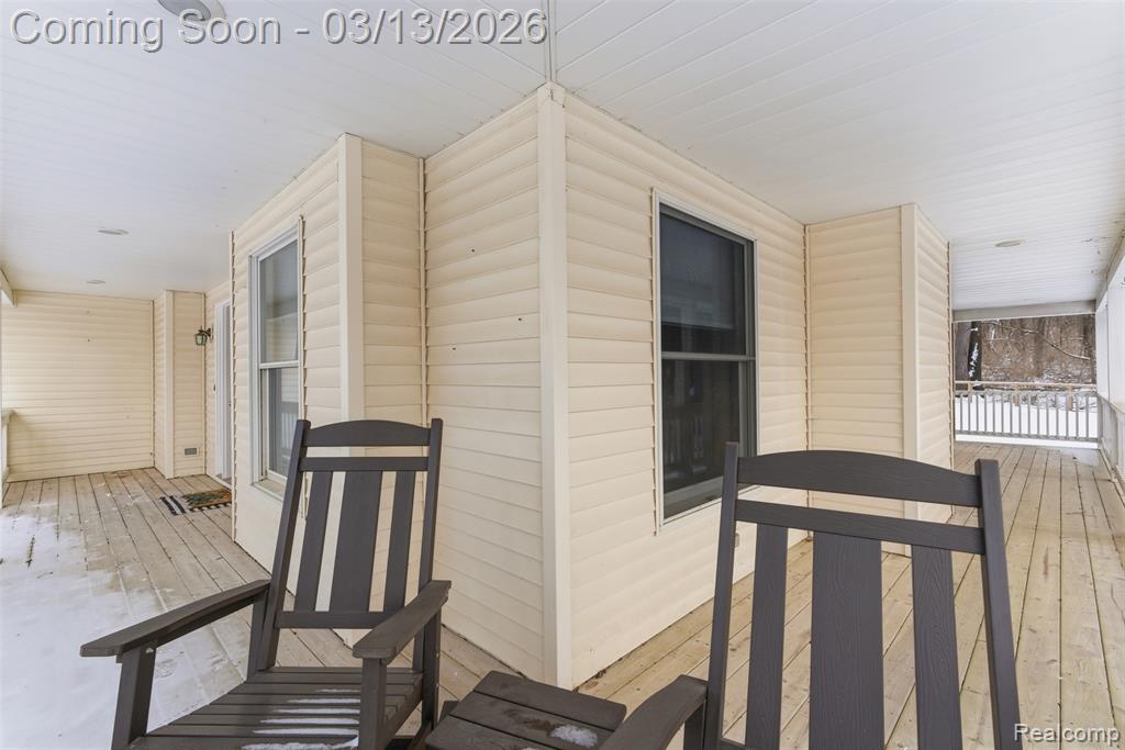 9417 Van Antwerp Road Brighton, MI 48116 - Photo 5 of 54 Gallery Image 5