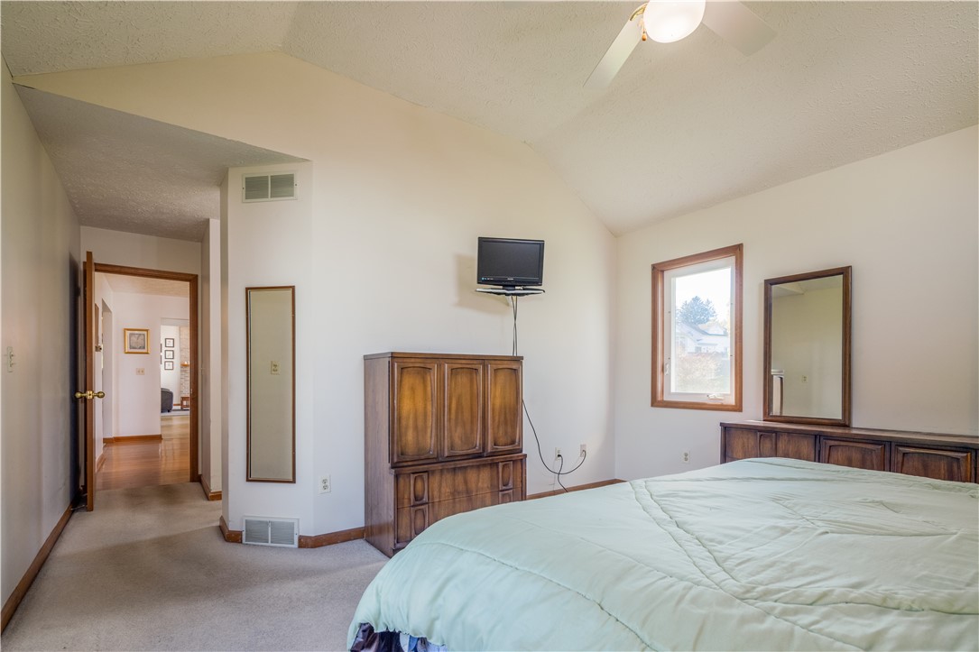 29 Golden Road Gates, NY 14624 - Photo 22 of 40