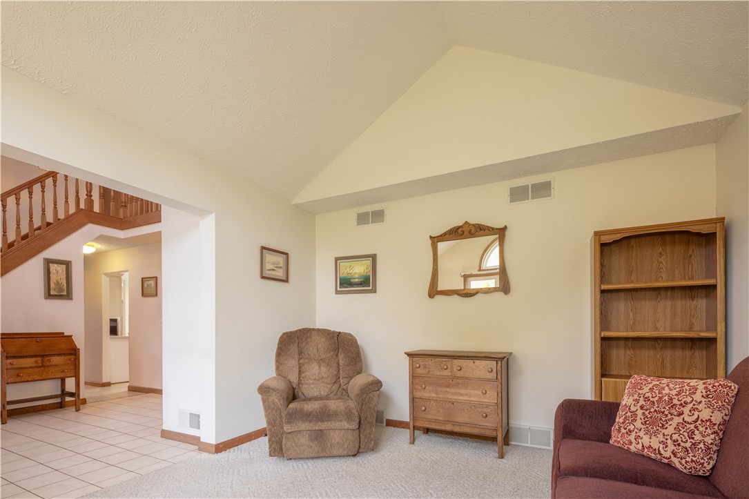 29 Golden Road Gates, NY 14624 - Photo 7 of 40