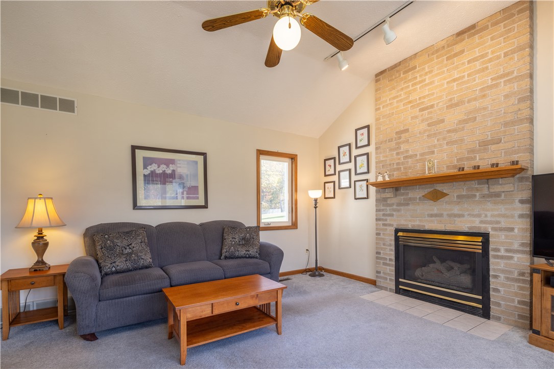 29 Golden Road Gates, NY 14624 - Photo 8 of 40