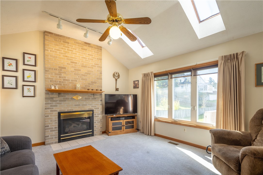 29 Golden Road Gates, NY 14624 - Photo 9 of 40