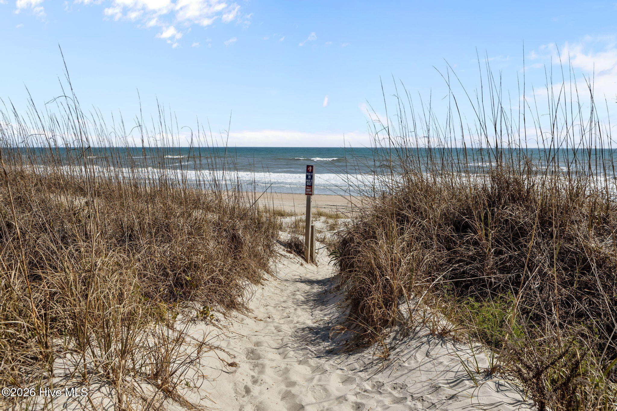 102 Fairfax Road Emerald Isle, NC 28594 - Photo 13 of 47 40-web-or-mls-1S3A2582