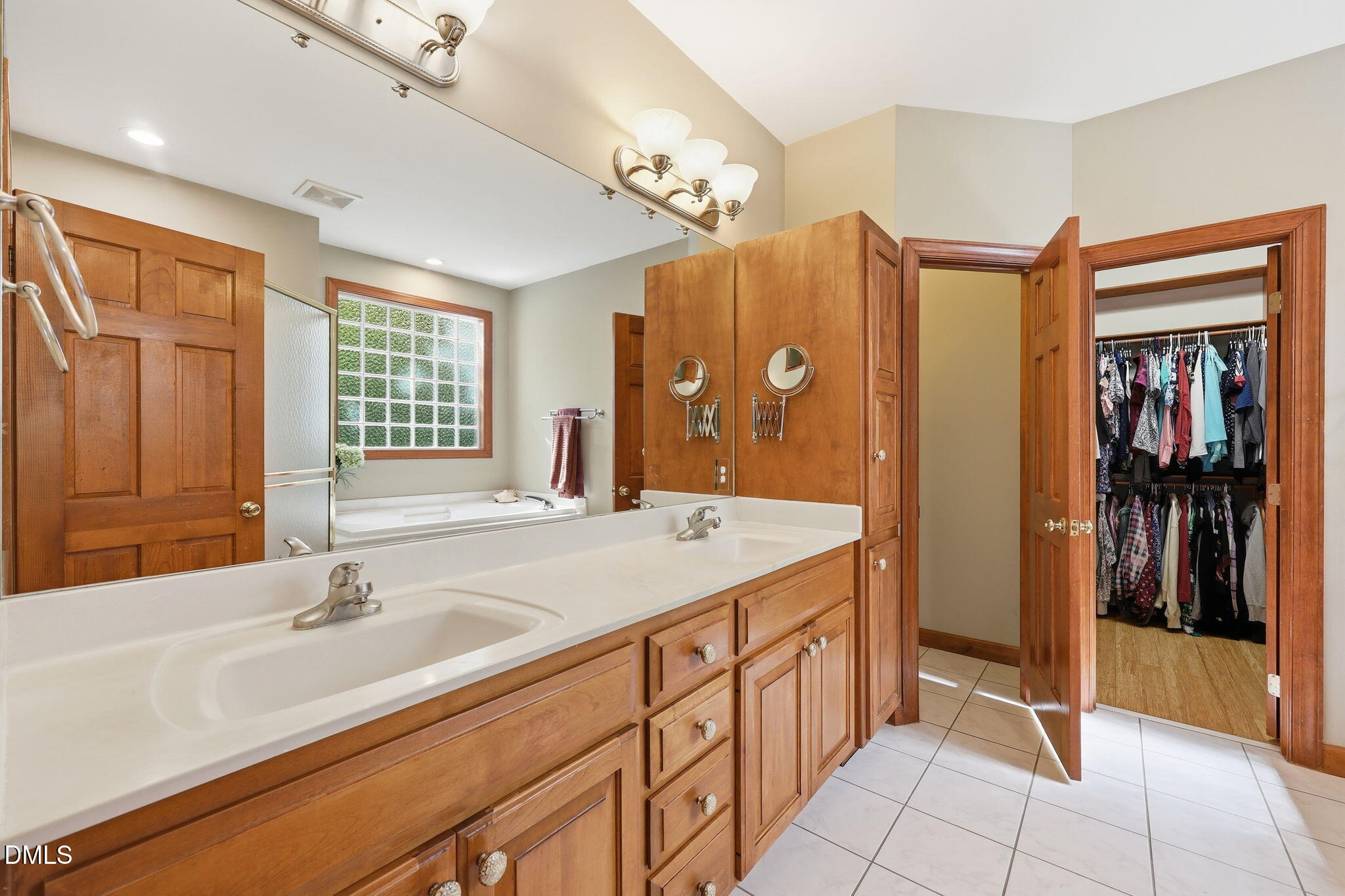 12209 Galway Drive Raleigh, NC 27613 - Photo 18 of 52