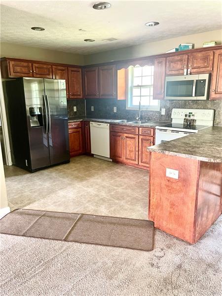 166 Lee Road Phenix City, AL 36870 - Photo 5 of 11 Gallery Image 5