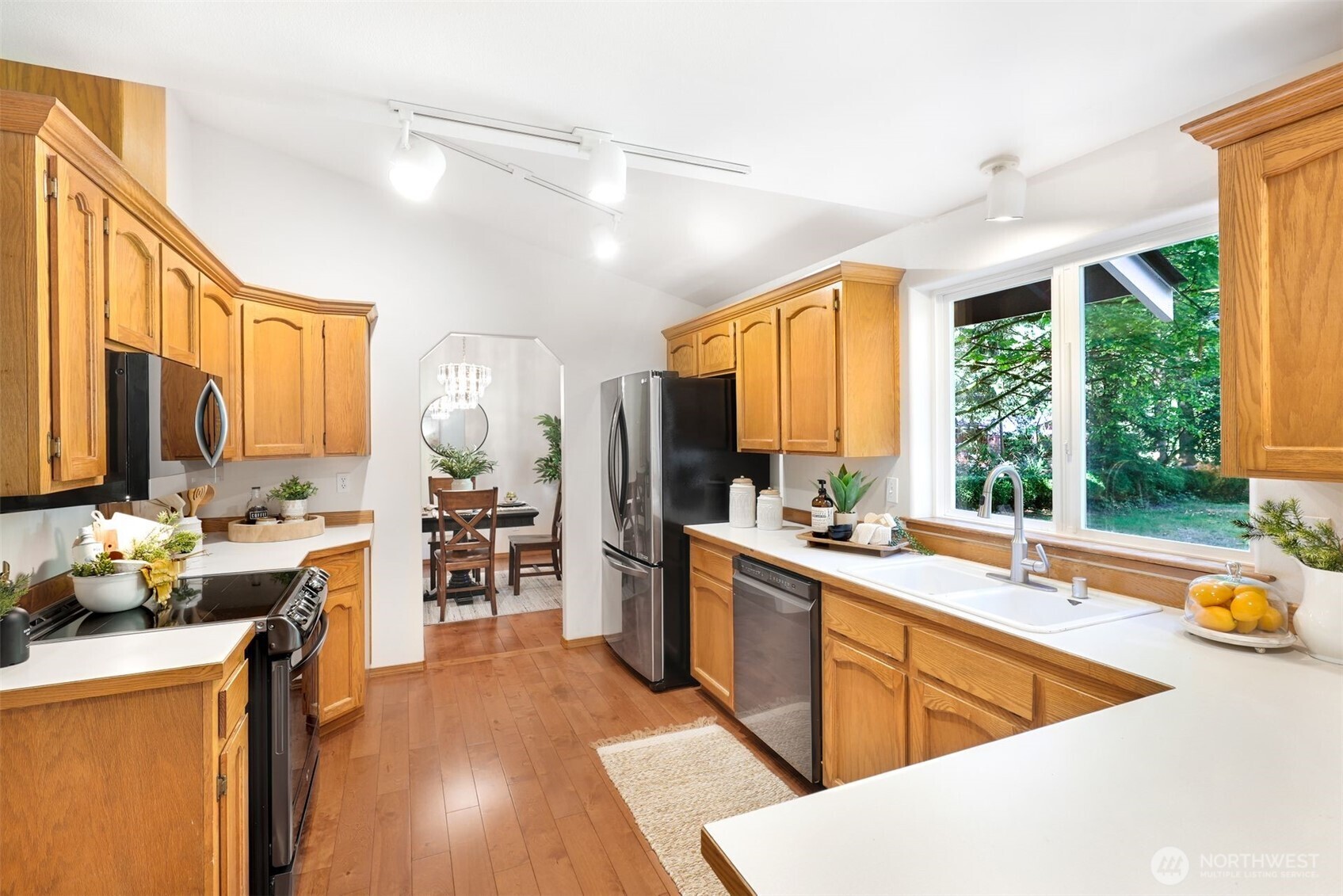 4605 Newberg Road Snohomish, WA 98290 - Photo 8 of 37 Gallery Image 8