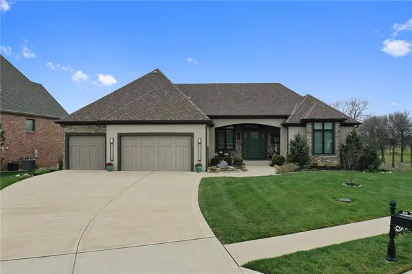 $1,095,000 | 10439 North St Clair Avenue, Kansas City, MO 64154