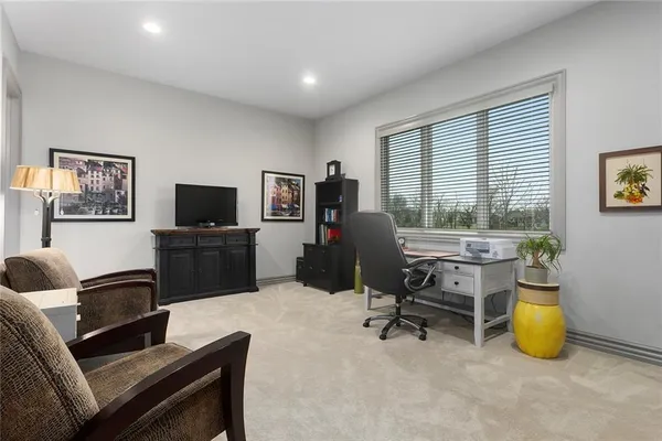 $1,095,000 | 10439 North St Clair Avenue, Kansas City, MO 64154