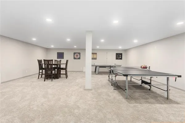 $1,095,000 | 10439 North St Clair Avenue, Kansas City, MO 64154