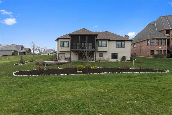 $1,095,000 | 10439 North St Clair Avenue, Kansas City, MO 64154