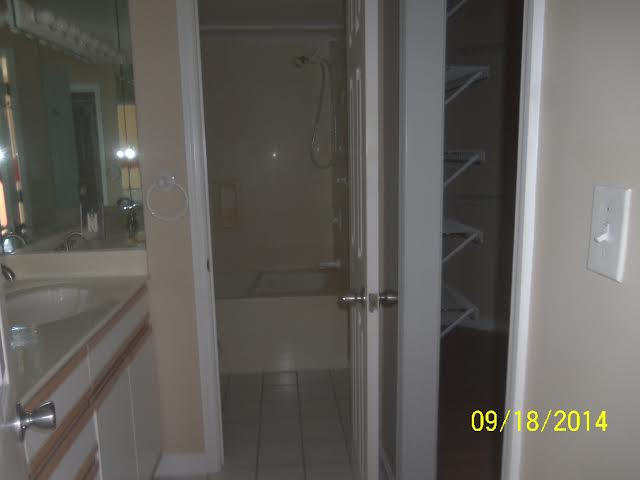 192 Durango Road Destin, FL 32541 - Photo 10 of 11 Apartment Bath