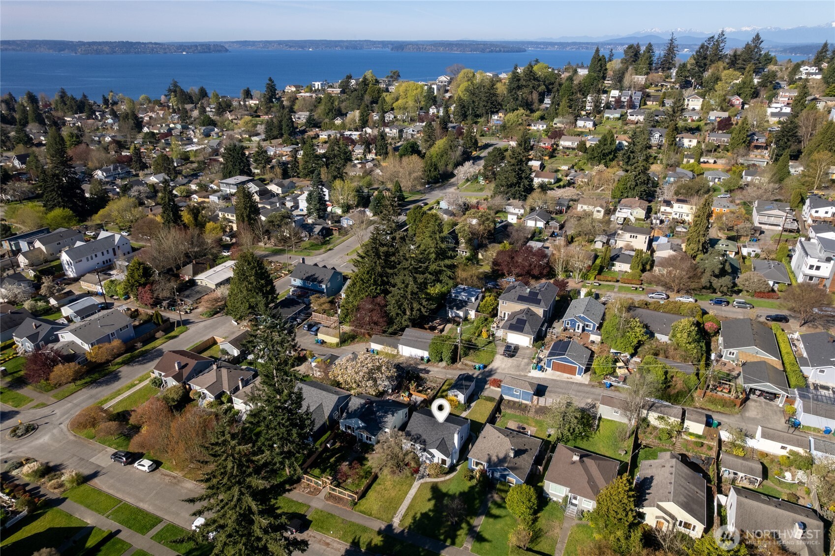 4437 47th Avenue Southwest Seattle, WA 98116 - Photo 37 of 39 a view of a city